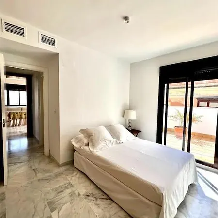 Atico Centrico Con Terraza Privada Y Plaza De Garaje Sanlucar de Barrameda